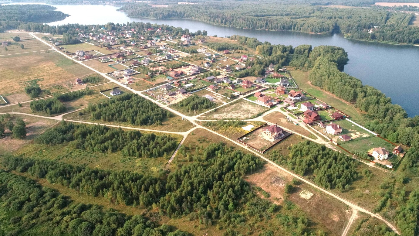 Фото деревни крюково на берегу Уводьского водохранилища